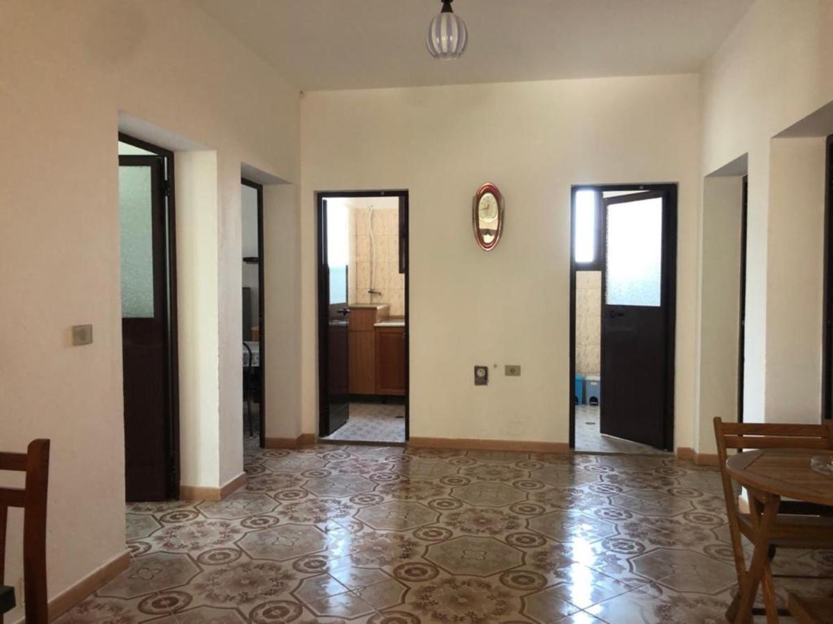 Vila Osmenaj Rent Room Or Apartment Vlorë Exterior foto
