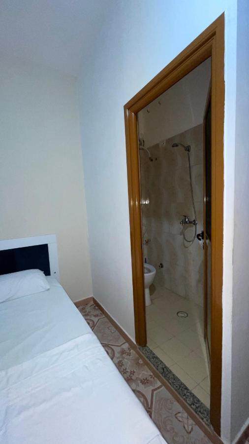 Vila Osmenaj Rent Room Or Apartment Vlorë Exterior foto